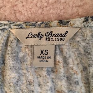 Lucky Brand Tops - Lucky Brand top Lucky Brand Tops - Lucky Brand top